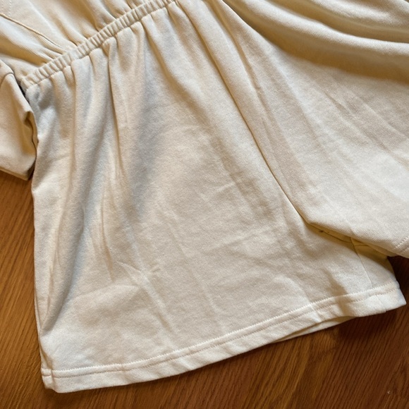 NWT Cream Romper - Picture 4 of 5